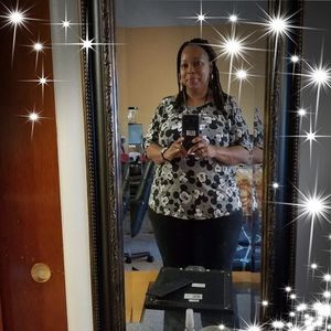 Meet your Posher, Kelly